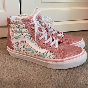 Big Girls Vans Hightops:HARD TO FIND!